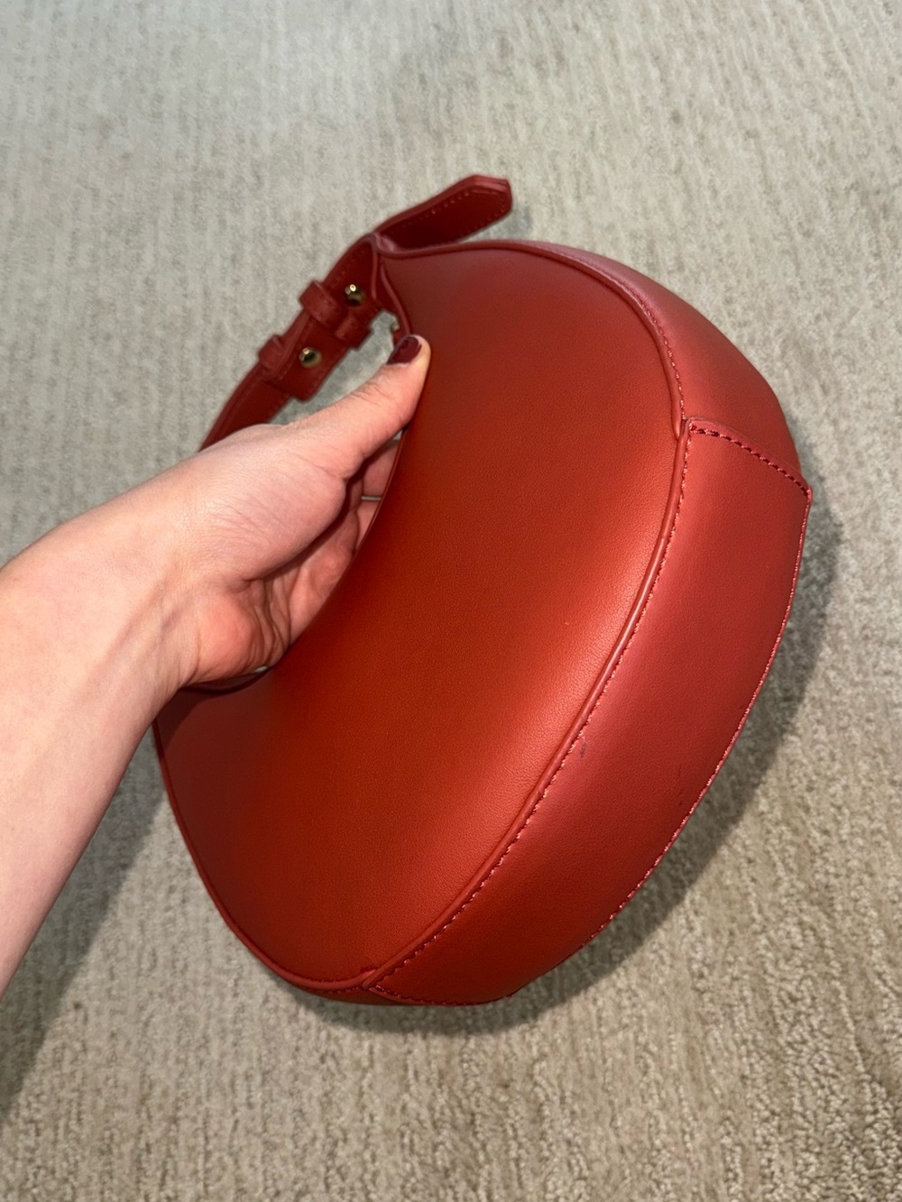 Meshki Alayna Curved Shoulder Handbag Sleek Sculpture Crescent-Shaped Spice Red - Picture 5 of 9